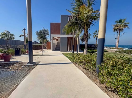 Full Sea View | Luxury Redefined  |  Spacious, picture 15