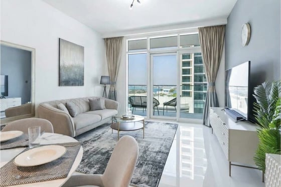 Coastal Calm | Endless Views | Sunrise Bay, picture 1