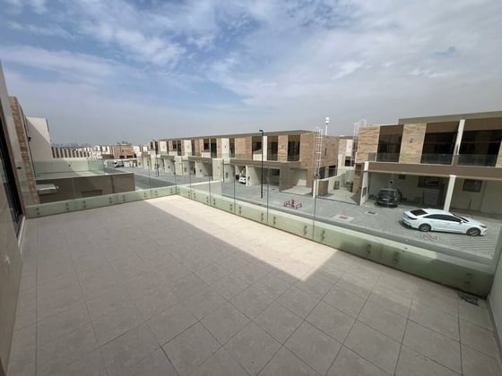 Refined Designer Living | District 11 |Corner Unit, picture 26