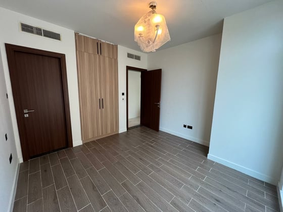 Refined Designer Living | District 11 |Corner Unit, picture 14