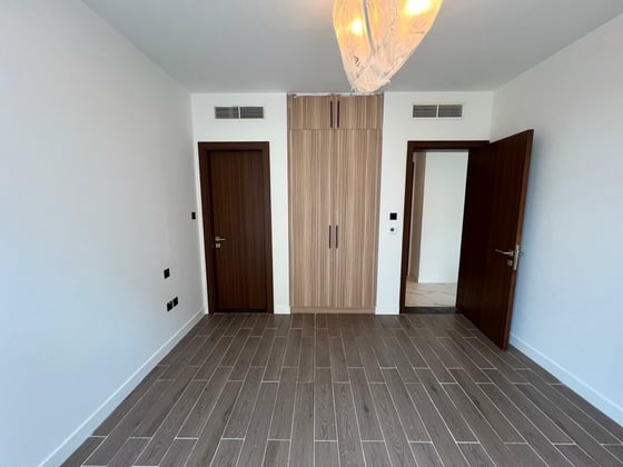 Refined Designer Living | District 11 |Corner Unit, picture 19