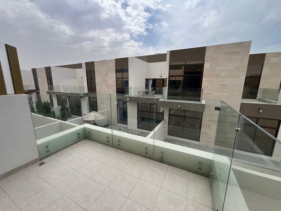 Refined Designer Living | District 11 |Corner Unit, picture 28