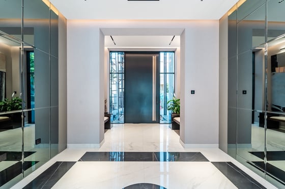 Fully Upgraded | Bespoke Finish | Large Plot, picture 2