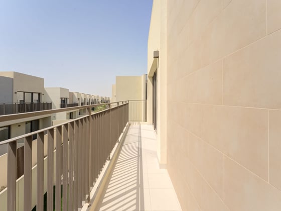 Back to Back | Near Amenities | Vacant on Transfer, picture 16