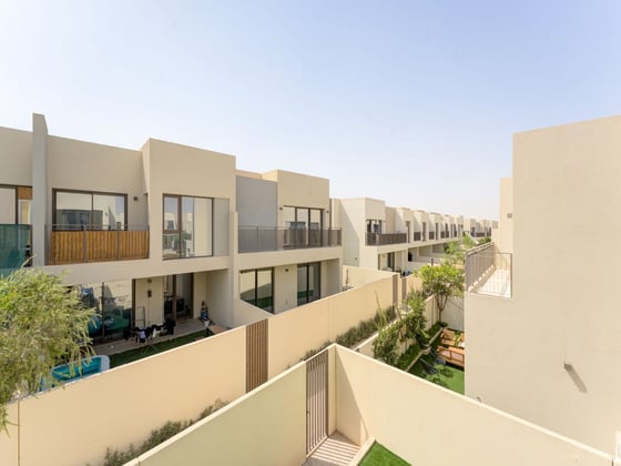Back to Back | Near Amenities | Vacant on Transfer, picture 15