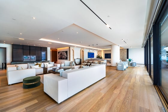 Fully Furnished | Ultra Luxury | Beachfront Living, picture 5