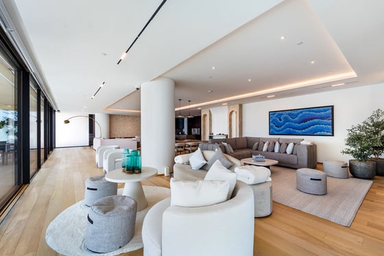 Fully Furnished | Ultra Luxury | Beachfront Living, picture 7