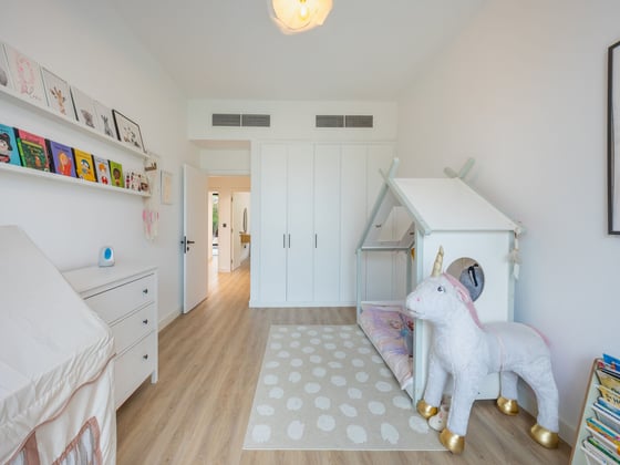 Upgraded | Skyline Views | Vacant On Transfer, picture 15