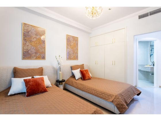 Exclusive | Fully Upgraded | Vacant....., picture 8