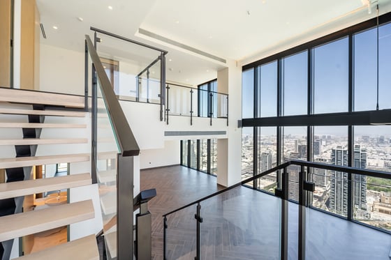 Luxury Duplex Penthouse | Top Floor | Best Deal, picture 8