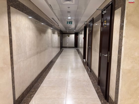 Burj Khalifa view| Spacious layout |Closed Kitchen, picture 15