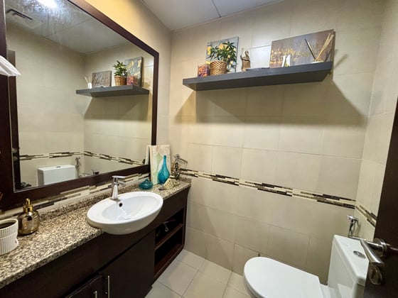 Burj Khalifa view| Spacious layout |Closed Kitchen, picture 13