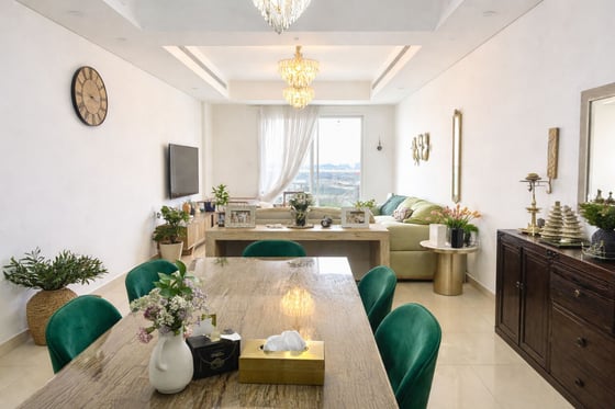 Burj Khalifa view| Spacious layout |Closed Kitchen, picture 2