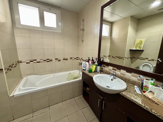 Burj Khalifa view| Spacious layout |Closed Kitchen, picture 12
