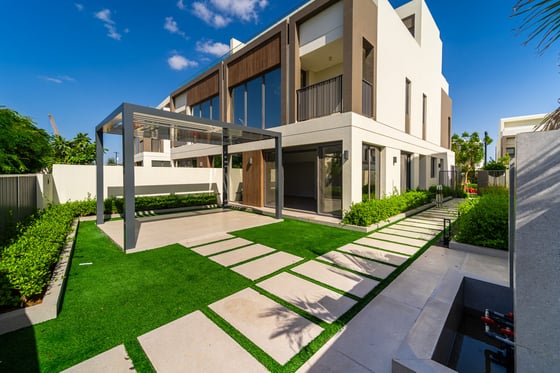 Sky Suite | Smart Home | Upgraded Villa., picture 1
