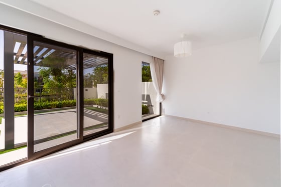 Sky Suite | Smart Home | Upgraded Villa., picture 3