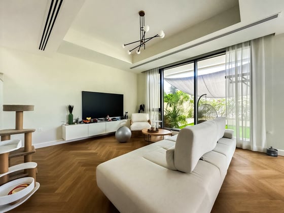 Exclusive  |  Fully  Upgraded  |  Green  Belt, picture 7