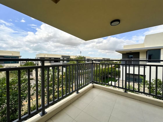 Exclusive  |  Fully  Upgraded  |  Green  Belt, picture 23
