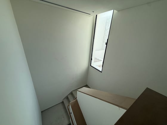 Jogging Access| Mortgage Possible| Closed Kitchen, picture 13
