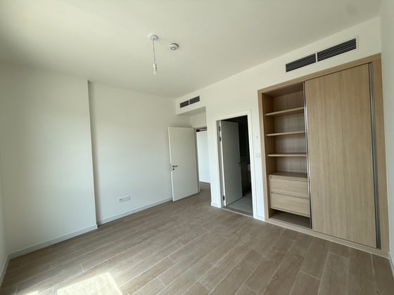 Jogging Access| Mortgage Possible| Closed Kitchen, picture 8