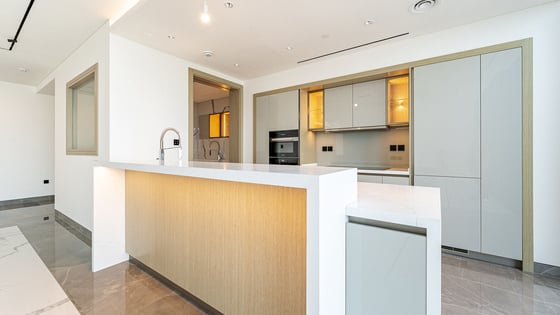 Luxury unit in Dubai Internet City with impressive views, picture 3