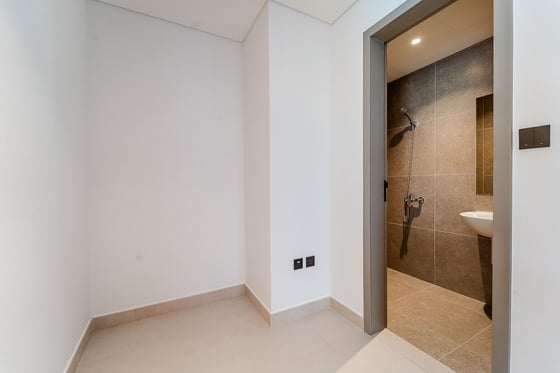 Upgraded Twin Villa with Landscaped Garden, picture 23