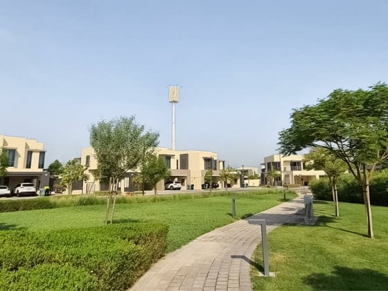 Green  Belt  |  Landscaped  |  Large  Plot, picture 15