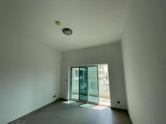 Corner Unit | Spacious | Prime Location., picture 10