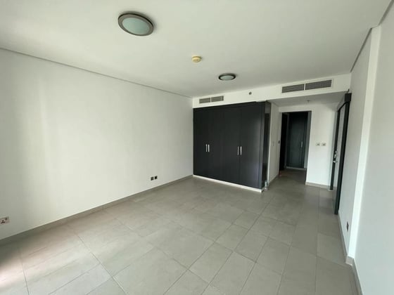 Corner Unit | Spacious | Prime Location., picture 15