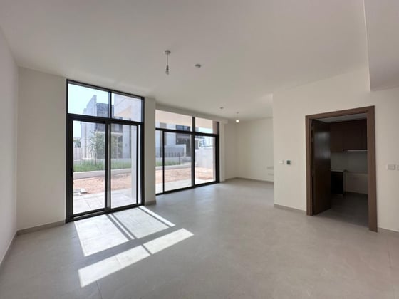 Investor Deal | Near Pool and Park......, picture 2