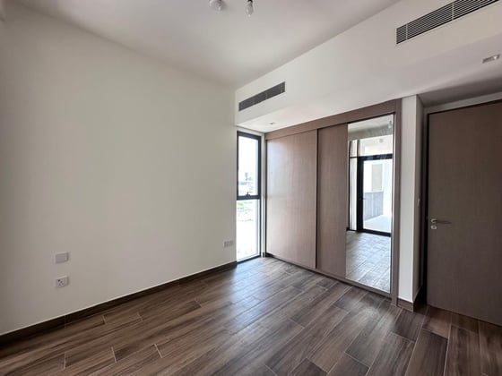 Investor Deal | Near Pool and Park......, picture 10
