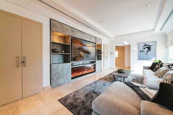 Luxury | Fully Furnished | Pool and Lake Retreat, picture 15