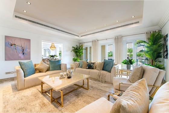 Luxury | Fully Furnished | Pool and Lake Retreat, picture 6