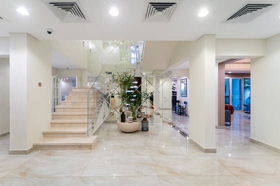 Stunning B1 Villa | Golf Views | Prime location, picture 6