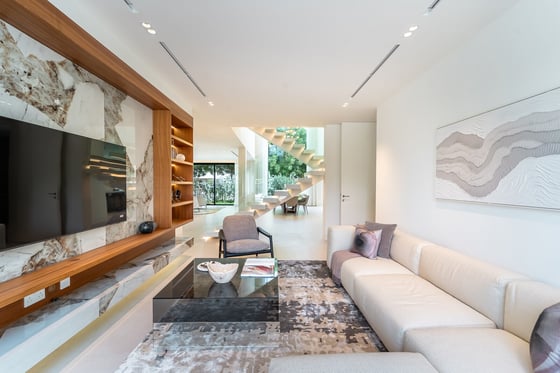 Fully Upgraded | 5 Bedrooms | Vacant Now, picture 12