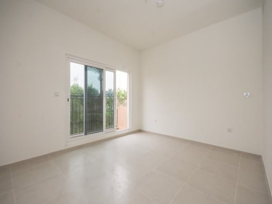 Single Row | Great Location | Must See.., picture 10
