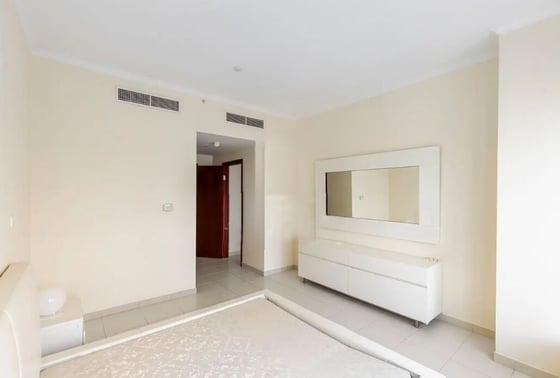 High Floor | Stunning Boulevard View | Vacant Soon, picture 8