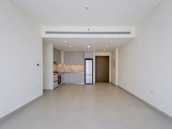 Exclusive I Panoramic view I High Floor I Vacant, picture 4