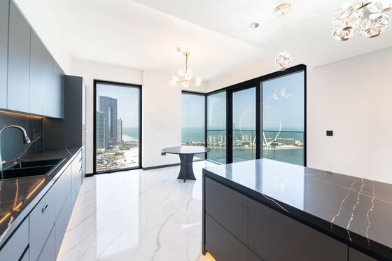 Upgraded I Sea View I High Floor I Unfurnished, picture 2