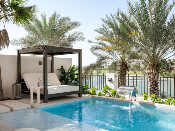Luxurious Villa with Golf and Lake Views, picture 15