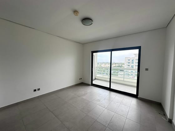 Pool & Skyline Views | Vacant | Renovated, picture 17