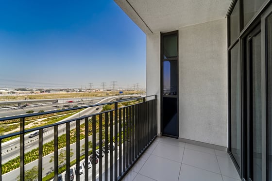 Fully Furnished | Mid Floor | Best Priced, picture 15