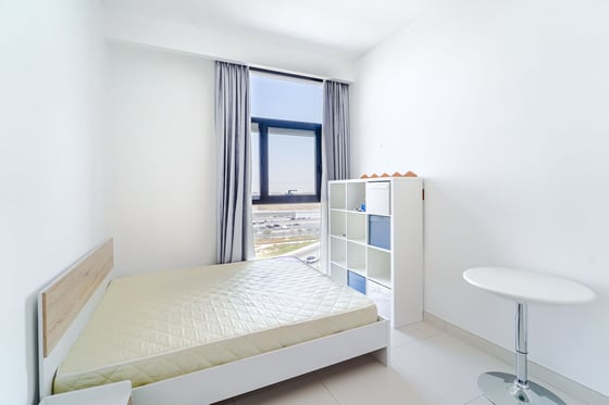 Fully Furnished | Mid Floor | Best Priced, picture 10