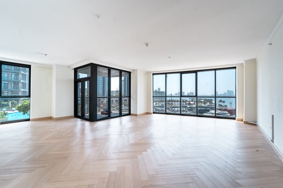 Largest layout| | Waterfront | Available, picture 3