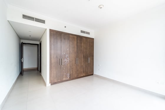 Largest layout| | Waterfront | Available, picture 14