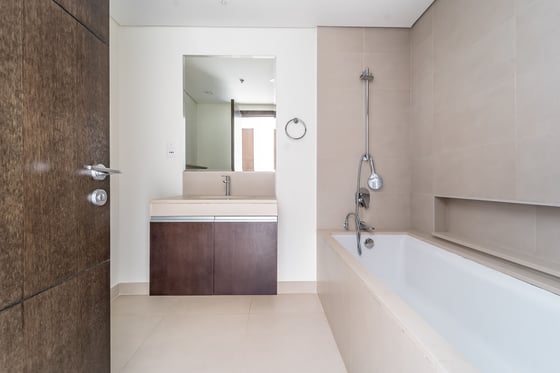 Largest layout| | Waterfront | Available, picture 11