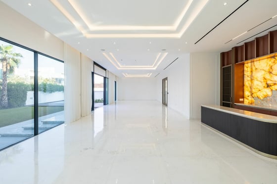 Price Reduced | 6 Bedrooms  |  Luxurious Villa, picture 6