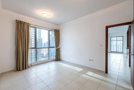 Boulevard View | Spacious Layout | Vacant, picture 6