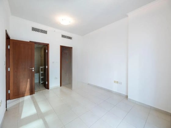 Boulevard View | Spacious Layout | Vacant, picture 9