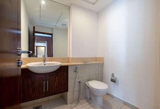 Boulevard View | Spacious Layout | Vacant, picture 10